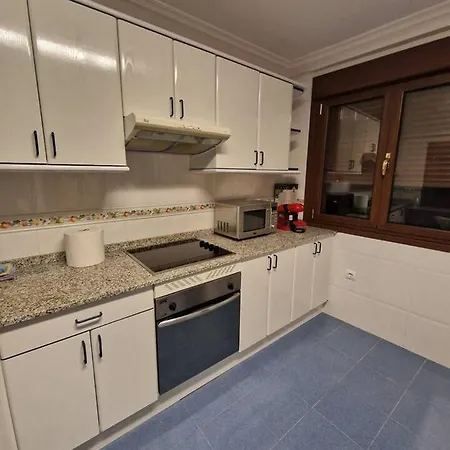 Апартаменты Apartamento En Cimadevilla Con Vistas