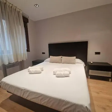 Апартаменты Apartamento En Cimadevilla Con Vistas